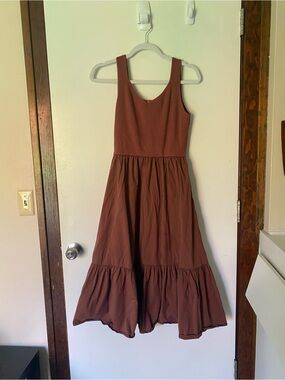 Neuflora Sleeveless Rust Midi Tiered Dress